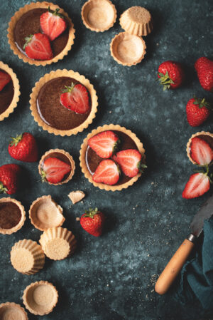 city by night w stylizacji