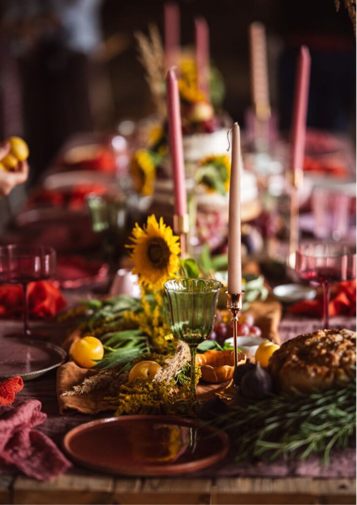 fotografia kulinarna wychodzi poza ramy małego planu w studio fotograficznym